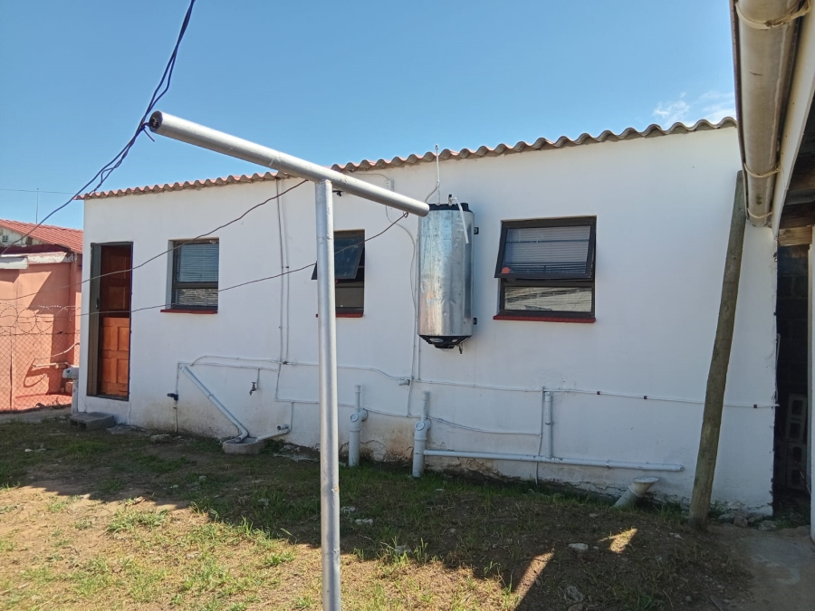2 Bedroom Property for Sale in Kwa Nobuhle Eastern Cape